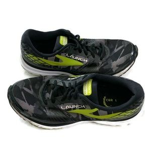 Size 8 Men's Brooks Launch 3 Running Sneakers